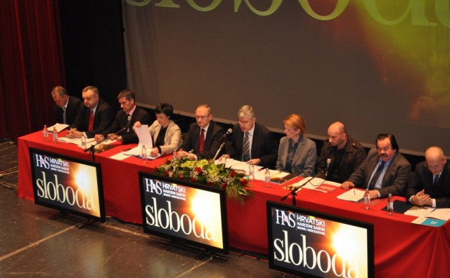 Božo Ljubić, Hrvatski narodni sabor, HNS BiH, Dragan Čović, Božo Ljubić, Hrvatski narodni sabor, HNS, Hrvatski narodni sabor, Vijeće ministara, HNS, kanal na hrvatskom jeziku, Hrvatski narodni sabor, priopćenje, Mostar, Hrvatski narodni sabor, osuda, doris pack, sda, SDP BIH, Hrvatski narodni sabor, priopćenje, HNS, sabor, Hrvati u BIH, HNS, HNS BiH