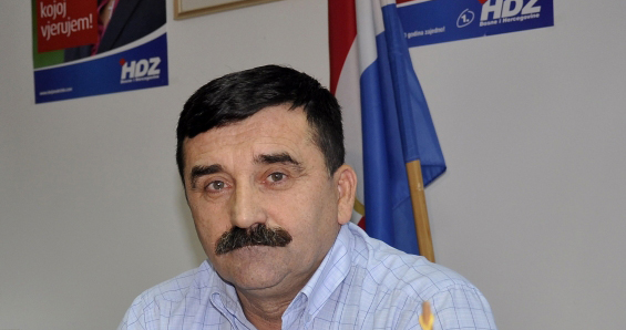 Nikola Lovrinović