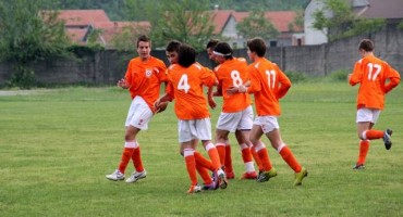 HNK Stolac, HŠK Zrinjski, FK Velež, FK Lokomotiva, pioniri