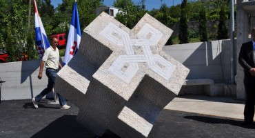 Program obilježavanja 25. Obljetnice zaustavljanja tenkova u Pologu 