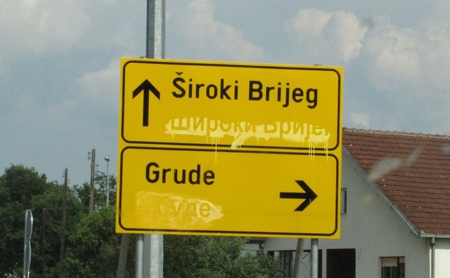 Široki Brijeg, ćirilica