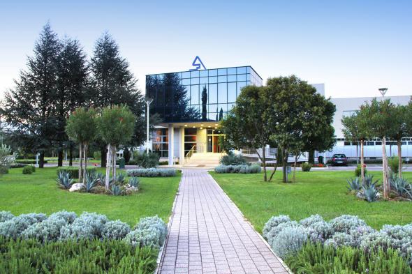 Aluminij ne osniva svoju političku stranku