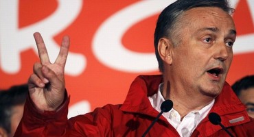 Kongres SDP-a: Podrška politici razaranja BiH! Jednoglasno i, dakako, gromoglasno