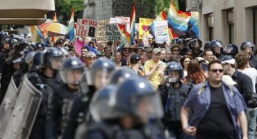 Policija danima uoči Split Pridea stavila pod nadzor krovove kuća i šahte na trasi