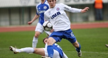 I Tottenham se uključio u borbu za Vukušića