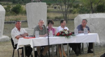 "Jezik srednjovjekovnih kamenih natpisa iz Hercegovine'