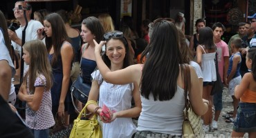 Stranci samo razgledaju, rijetki potroše neku marku