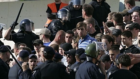 Kada će sarajevska policija odgovarati za premlaćivanje navijača Zrinsjkog?