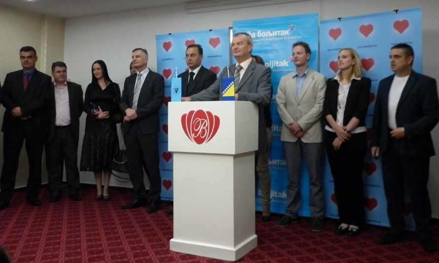 Mladen Ivanković Lijanović: Stranke iz RS kleče pod Čovićevom čizmom