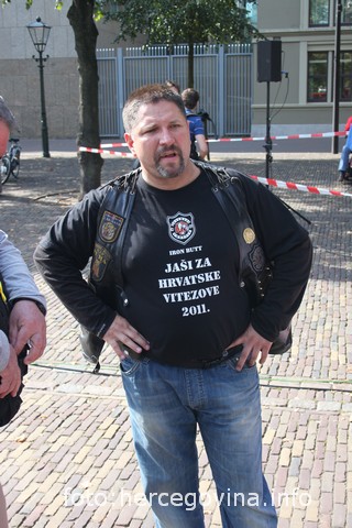 Eksuzivno: Hercegovina.info na velikom prosvjedu Hrvata u Haagu