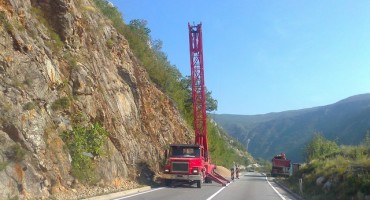 Na dionici M-17 Jablanica-Mostar prometuje se naizmjenično jednom trakom 