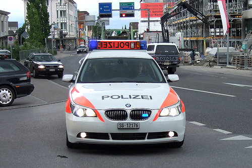 Policija