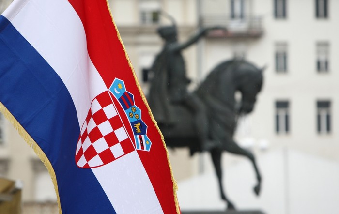 Grčka tragedija i hrvatska komedija