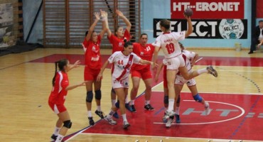 ŽRK Borac-HŽRK Zrinjski 22:20