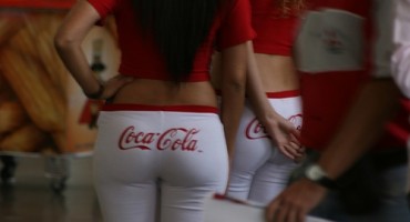 spot, kola, mućkanje