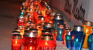 LAMPIONI ZA GROBLJE: Zašto se uopće pale te na što trebate paziti pri kupnji