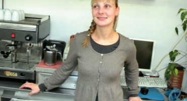 Poštenje se isplati: Marina dobila posao u MUP-u Srbije