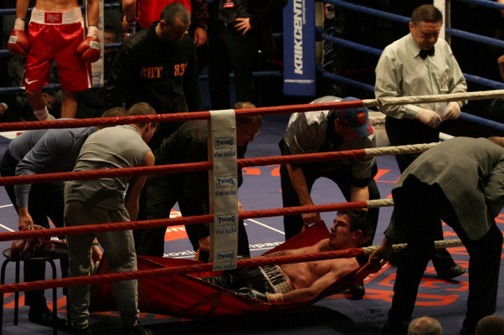 Ruski boksač preminuo nakon udaraca pa kolapsa u ringu