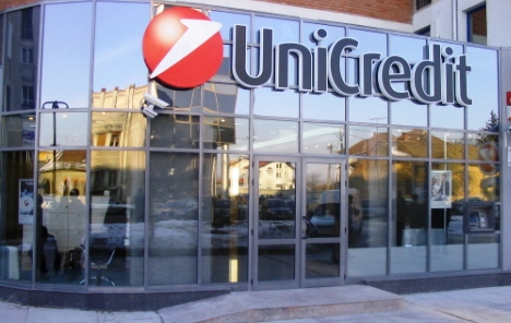 Unaprijeđeno kartično poslovanje UniCredita