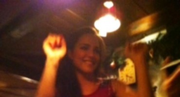 Lana Jurčević 'divljala' na ramenima srpskog biznismena