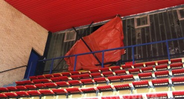 Mostar: U športskoj dvorani na Bijelom Brijegu puklo veliko staklo