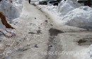Mostar: Snijeg se topi, počelo se i smeće odvoziti
