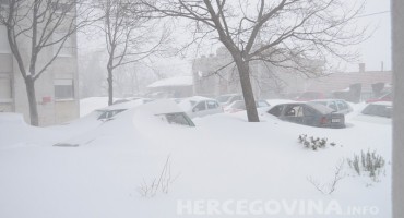 Ogorčenje neefikasnošću u borbi protiv nepogode: Vlast je najveći krivac za kolaps države!