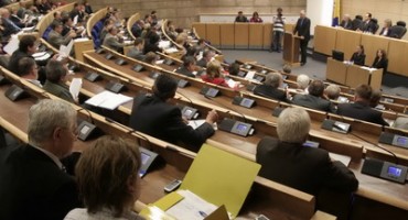 Spremna smjena Budimira, a on raspušta Parlament