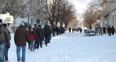 Mostar, sunce, snijeg, Vlada HNŽ, Denis Lasić, snijeg, Mostar, poskupljenje, hrana, kruh, Hercegovina, snijeg, Božić