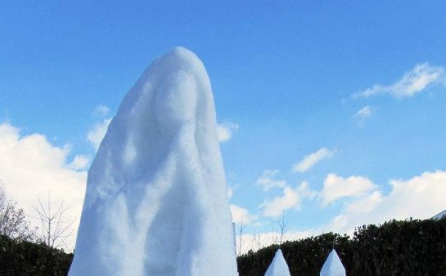 Čitluk: Pogledajte skulpture od snijega i leda akademske slikarice Anele Korać 