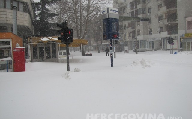 snijeg, Mostar, Elementarna nepogoda, stanje na cestama, Elementarna nepogoda, snijeg