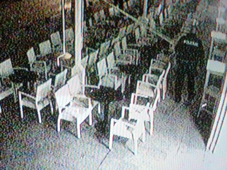 Mostar: Bombaš okrenuo kamere prema zidu