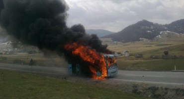 Ekskluzivno: Foto  izgorenog autobusa košarkaša HKK Zrinjski