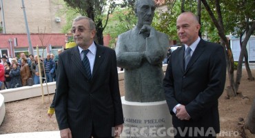 Otvoren 'Park nobelovaca' u Mostaru 