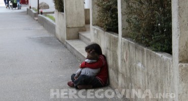 Mostar, prosjaci, Mostar, prosjaci, prosjaci, Mostar, romi, Bosna, Hercegovina, poplave, Mostar, prosjaci, problem, prosjačenje