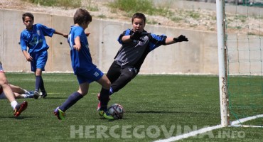 HMNK Stolac na čelu ljestvice hej lige U–11