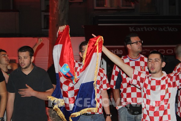 FOTO: Vatreno ludilo na ulicama Mostara