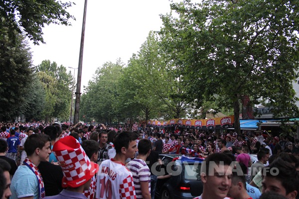 FOTO: Vatreno ludilo na ulicama Mostara