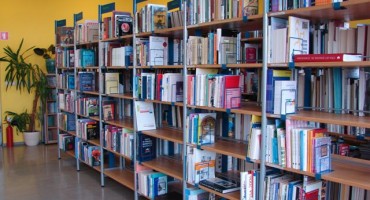 Njemačka opremila školsku knjižnicu u Osnovnoj školi u Grudama 