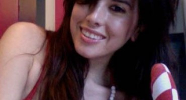 Nives Celzijus pokazala “kockasti” vibrator koji navodno donosi sreću reprezentaciji Hrvatske 