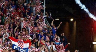 Srbi oblačili hrvatske dresove, infiltrirali se među Vatrene i divljali!