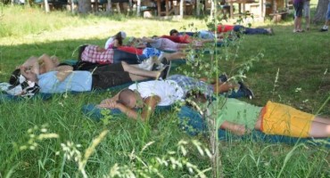 Viđu junačina: Četiri Crnogorca podjelila glavnu nagradu u natjecanju u ležanju