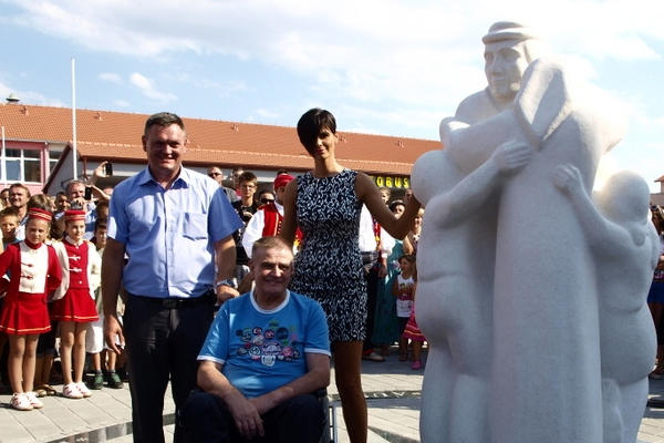Opet aktualan spomenik duvanjskim gastarbajterima