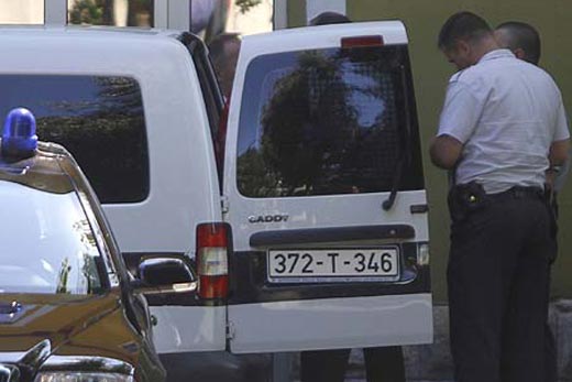 policija