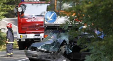 Teška nesreća: Prešao u suprotni smjer i poginuo