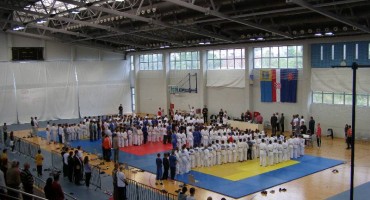 Članovima JK Borsa osam odličja iz Makarske