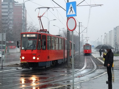 Građani u tramvaju savladali Alžirca koji je djetetu ukrao mobitel