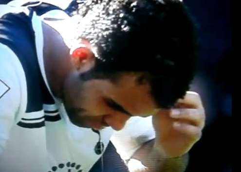 Tottenhamov Sandro povratio nasred terena