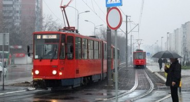 Građani u tramvaju savladali Alžirca koji je djetetu ukrao mobitel 