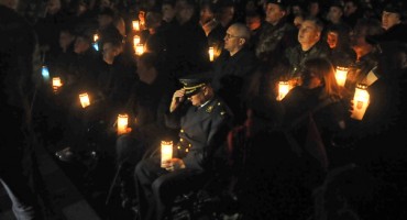 Stotine branitelja krenulo na bdijenje uoči sutrašnjeg izricanja presude Gotovini i Markaču